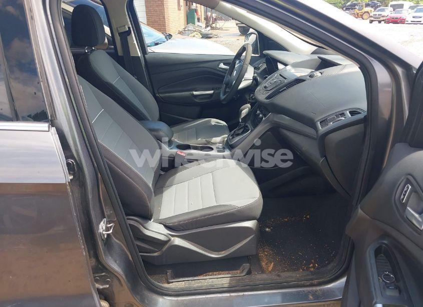 Photo 5 of 2013 Ford Escape SE (VIN 1FMCU9GX1DUC57364)