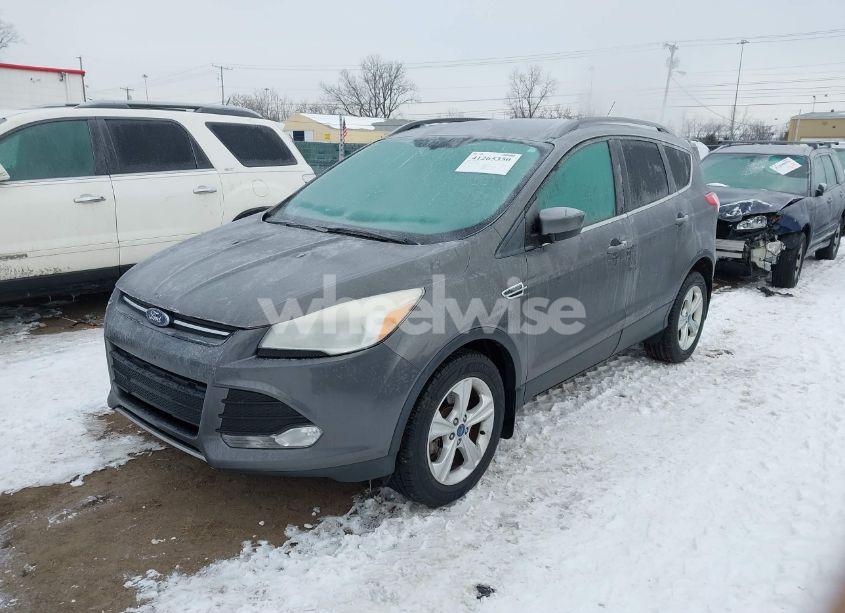 Photo 2 of 2014 Ford Escape SE (VIN 1FMCU9GX1EUA02084)
