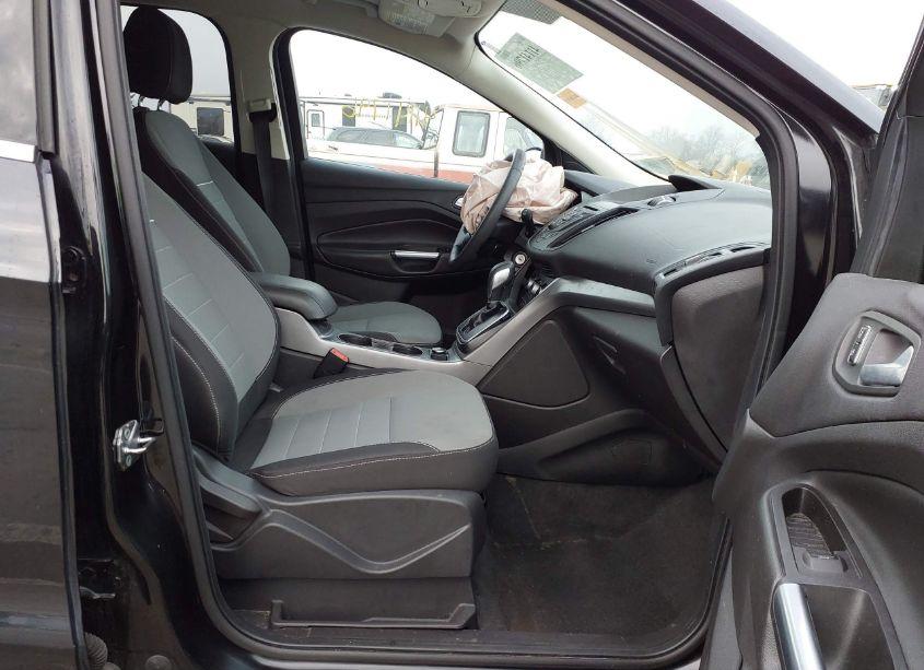 Photo 5 of 2014 Ford Escape SE (VIN 1FMCU9GX1EUA12291)