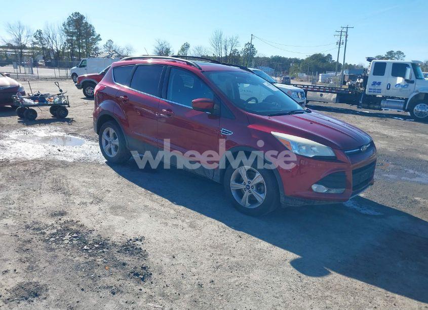 2014 Ford Escape SE (VIN 1FMCU9GX1EUB91156) main photo