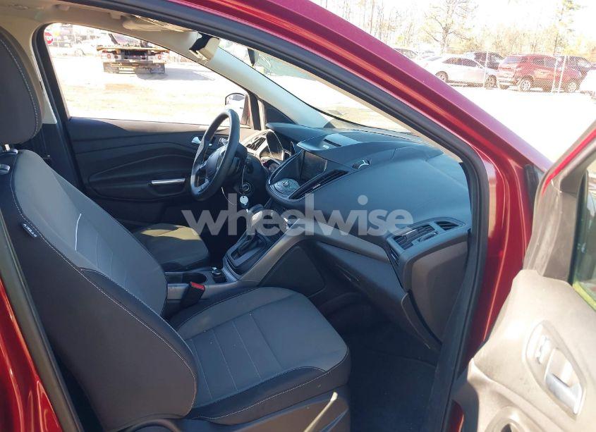 Photo 5 of 2014 Ford Escape SE (VIN 1FMCU9GX1EUB91156)