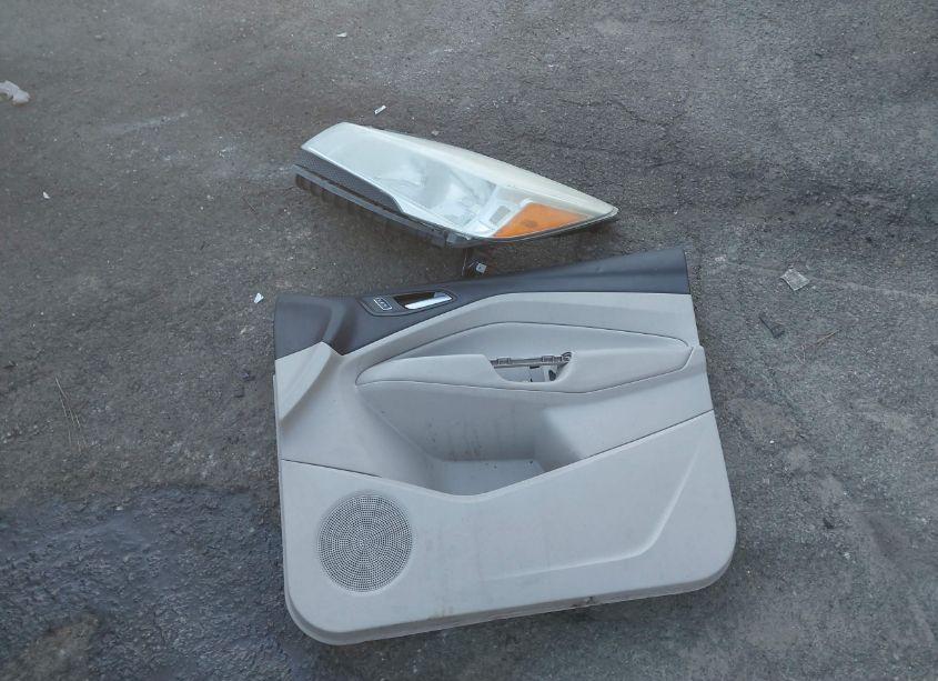 Photo 12 of 2014 Ford Escape SE (VIN 1FMCU9GX1EUC01488)