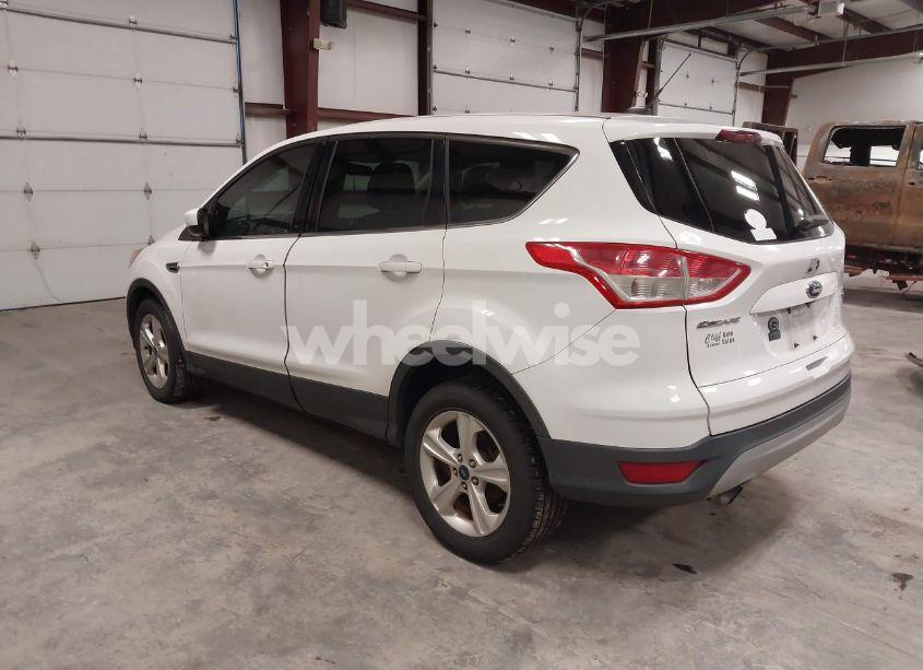 Photo 3 of 2014 Ford Escape SE (VIN 1FMCU9GX1EUD44649)
