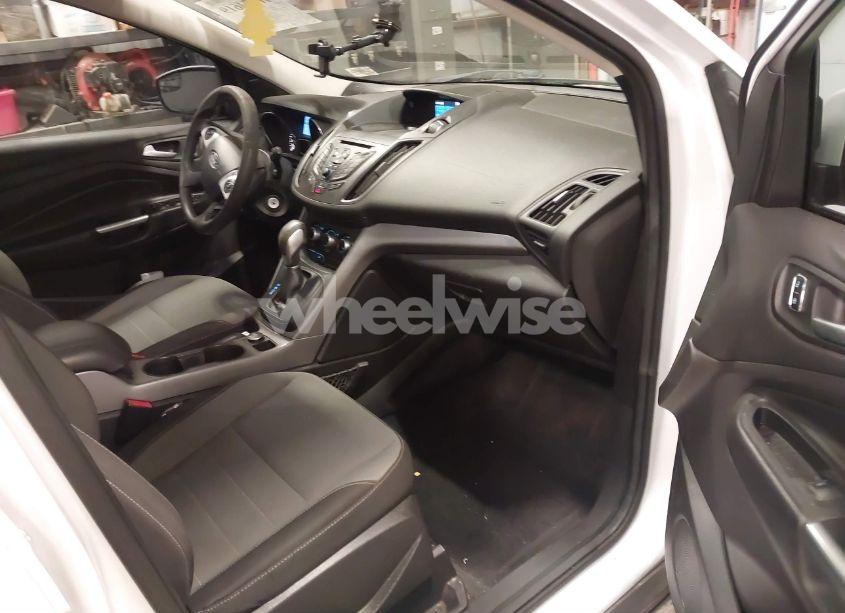 Photo 5 of 2014 Ford Escape SE (VIN 1FMCU9GX1EUD44649)