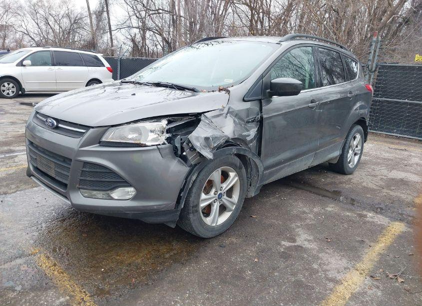 Photo 2 of 2014 Ford Escape SE (VIN 1FMCU9GX1EUD72239)