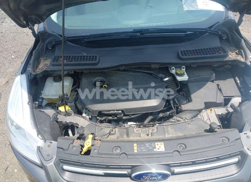 Photo 10 of 2014 Ford Escape SE (VIN 1FMCU9GX1EUE21729)