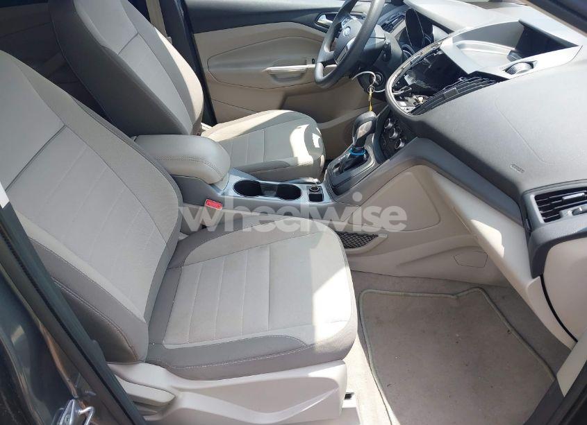 Photo 5 of 2014 Ford Escape SE (VIN 1FMCU9GX1EUE21729)