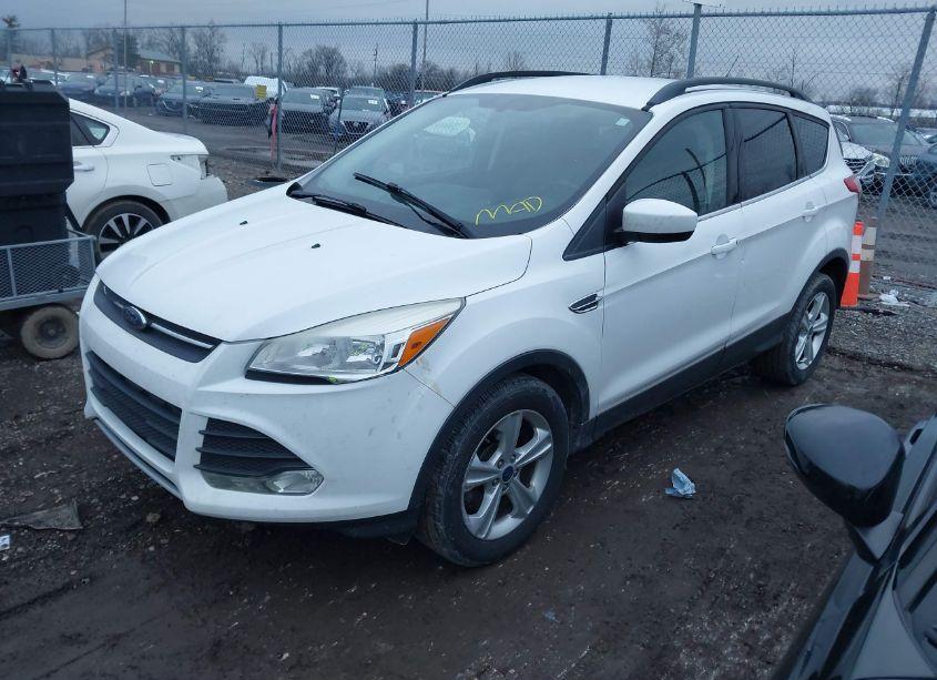 Photo 2 of 2014 Ford Escape SE (VIN 1FMCU9GX1EUE23030)