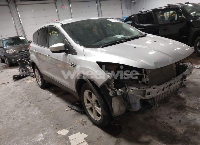 2014 Ford Escape SE (VIN 1FMCU9GX1EUE37588) main photo