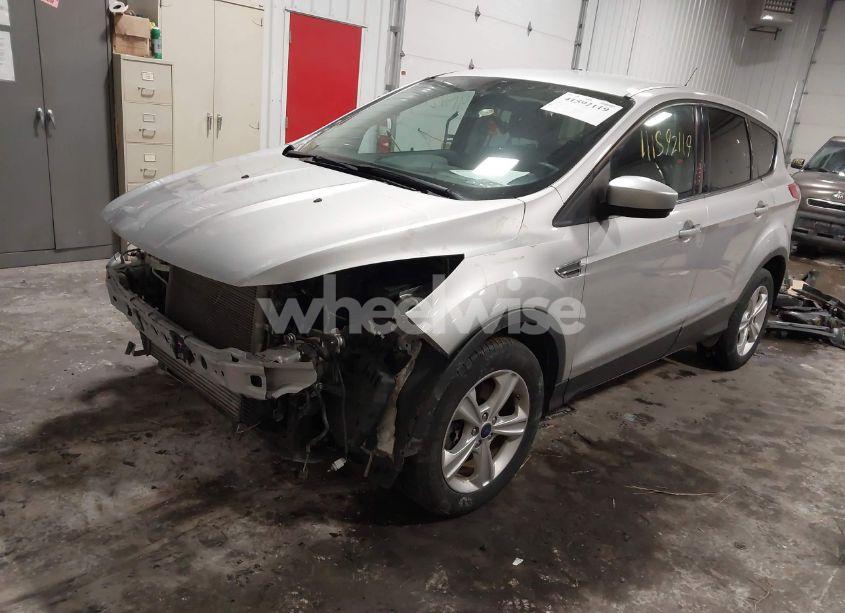 Photo 2 of 2014 Ford Escape SE (VIN 1FMCU9GX1EUE37588)