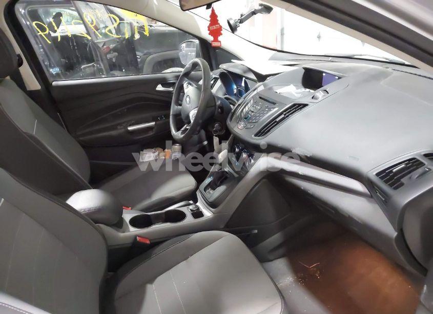 Photo 5 of 2014 Ford Escape SE (VIN 1FMCU9GX1EUE37588)