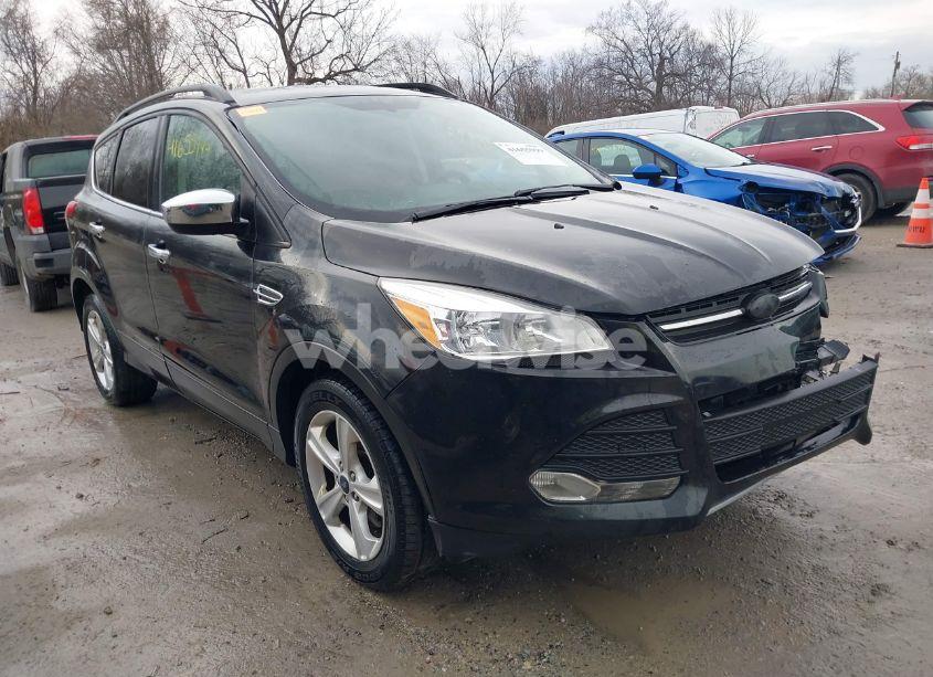 2015 Ford Escape SE (VIN 1FMCU9GX1FUA11806) main photo