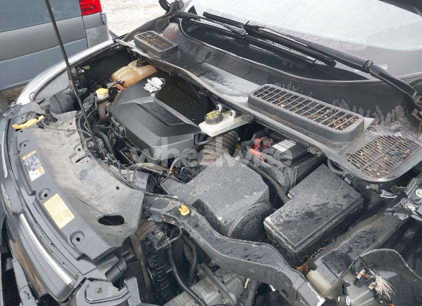 Photo 10 of 2015 Ford Escape SE (VIN 1FMCU9GX1FUA11806)