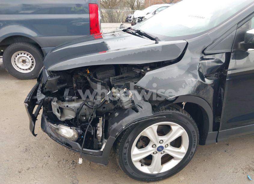 Photo 17 of 2015 Ford Escape SE (VIN 1FMCU9GX1FUA11806)