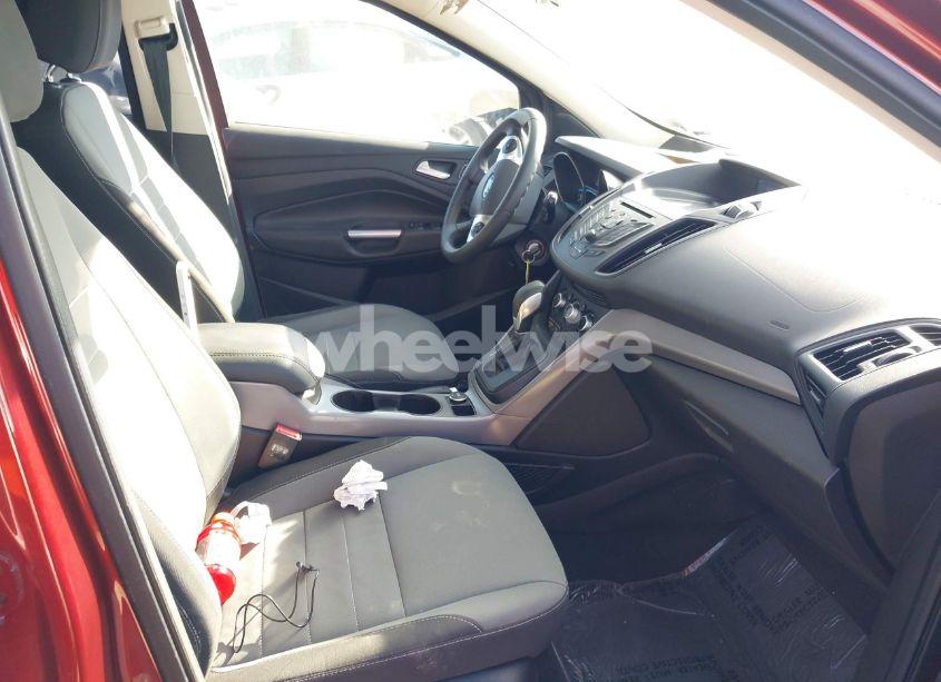 Photo 5 of 2015 Ford Escape SE (VIN 1FMCU9GX1FUA38956)