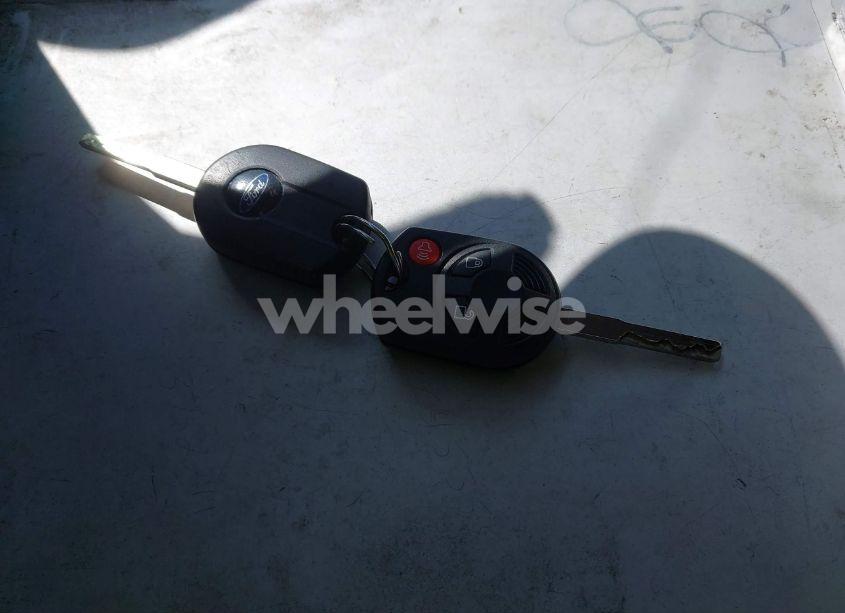 Photo 11 of 2015 Ford Escape SE (VIN 1FMCU9GX1FUA55112)