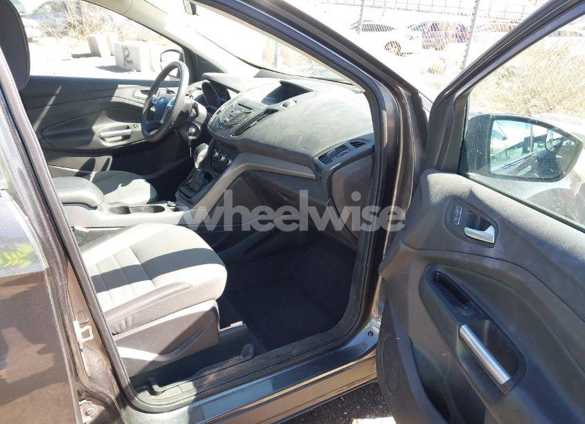 Photo 5 of 2015 Ford Escape SE (VIN 1FMCU9GX1FUA55112)