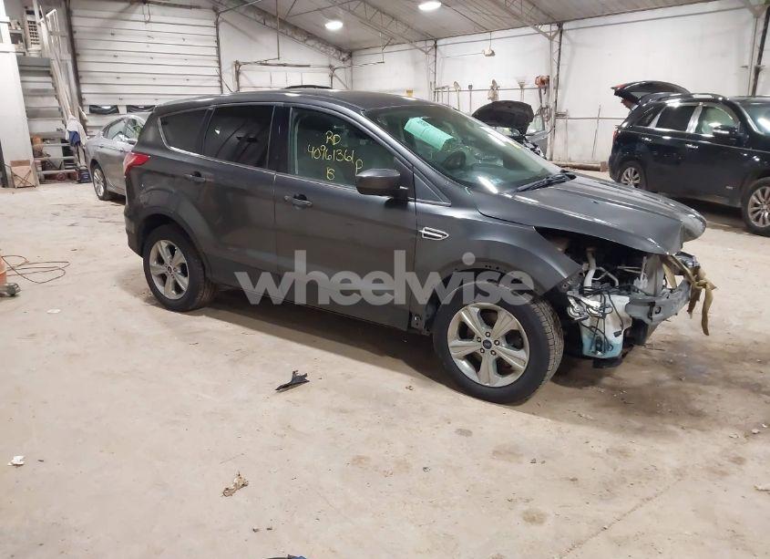 2015 Ford Escape SE (VIN 1FMCU9GX1FUA72430) main photo