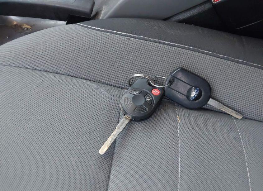 Photo 11 of 2015 Ford Escape SE (VIN 1FMCU9GX1FUA97859)