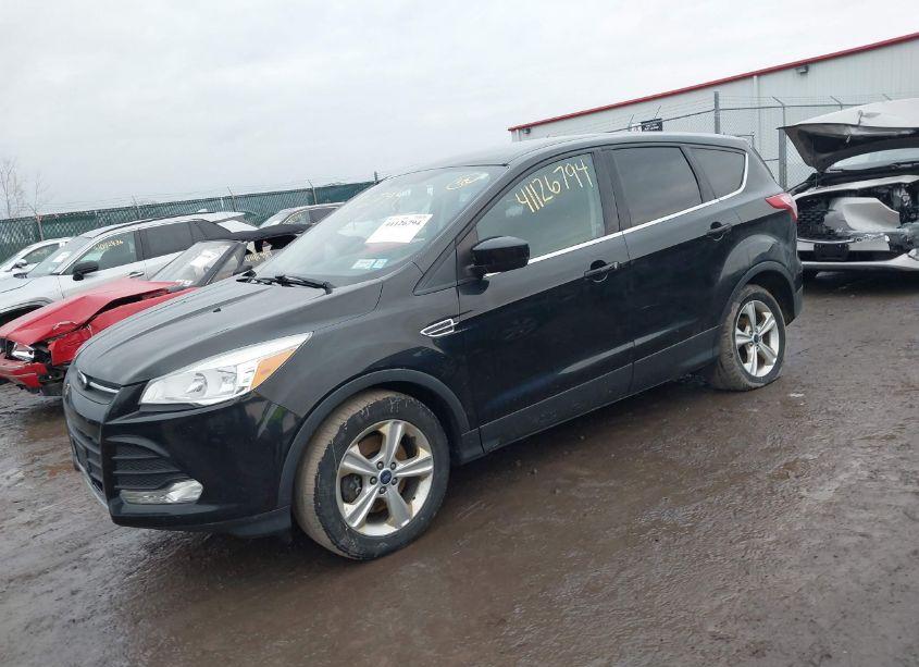 Photo 2 of 2015 Ford Escape SE (VIN 1FMCU9GX1FUA97859)