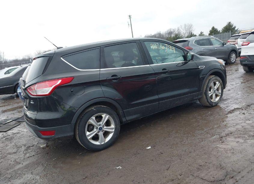 Photo 4 of 2015 Ford Escape SE (VIN 1FMCU9GX1FUA97859)