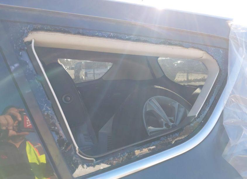 Photo 14 of 2015 Ford Escape SE (VIN 1FMCU9GX1FUB15650)