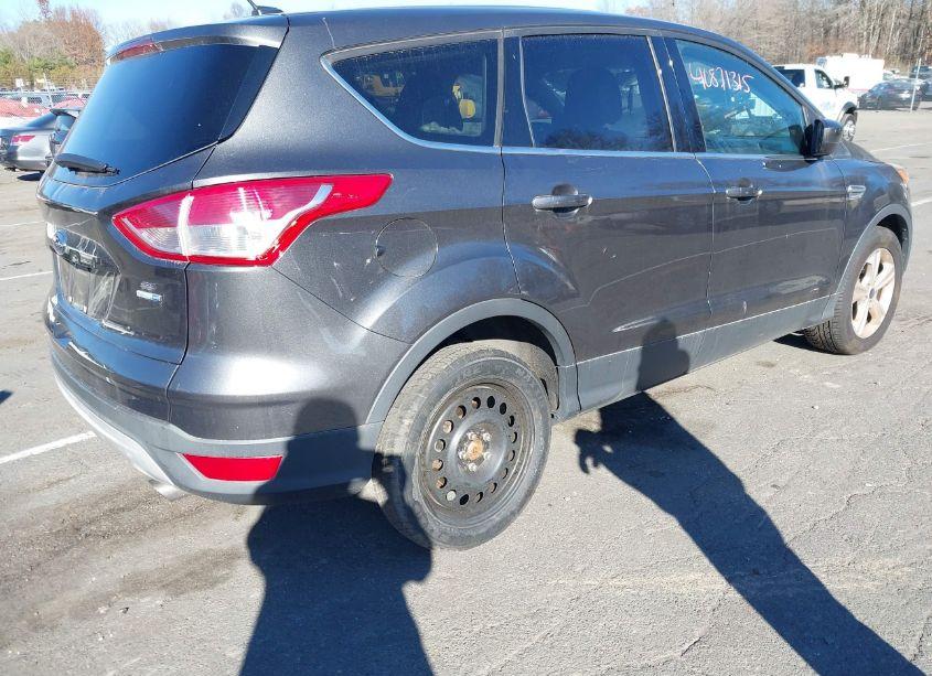 Photo 4 of 2015 Ford Escape SE (VIN 1FMCU9GX1FUB15650)