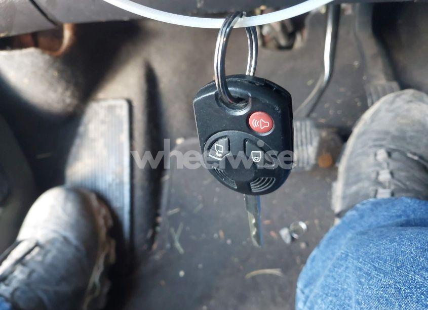 Photo 11 of 2015 Ford Escape SE (VIN 1FMCU9GX1FUB26485)