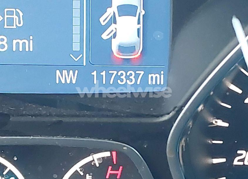 Photo 7 of 2015 Ford Escape SE (VIN 1FMCU9GX1FUB26485)