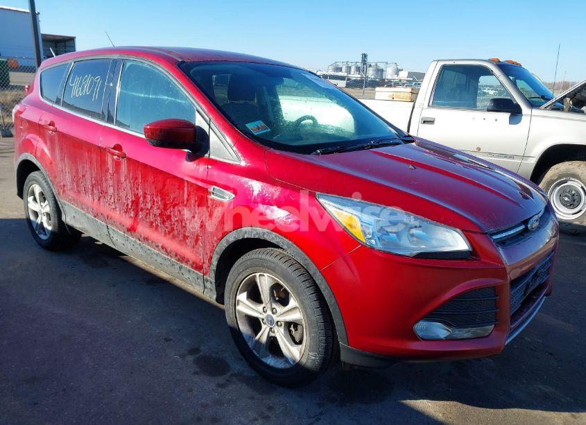 2015 Ford Escape SE (VIN 1FMCU9GX1FUB31007) main photo