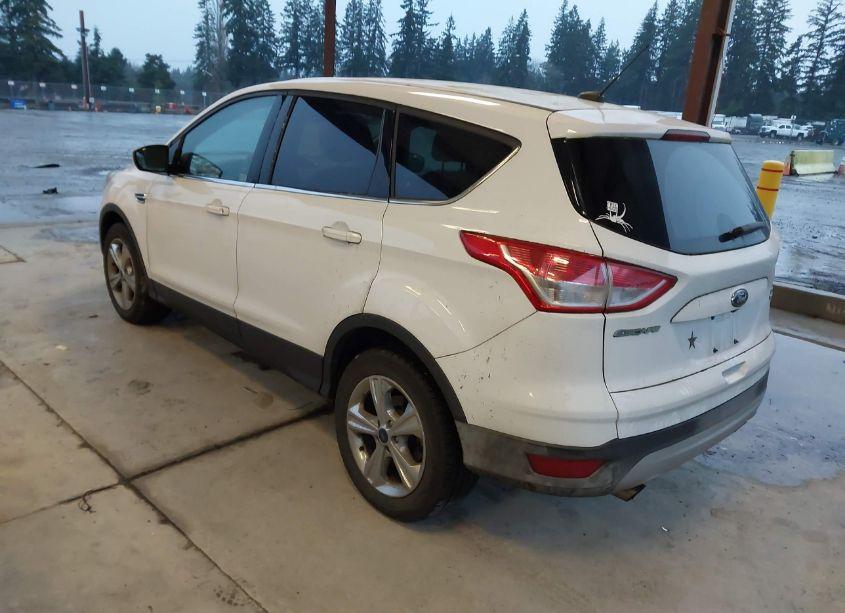 Photo 3 of 2015 Ford Escape SE (VIN 1FMCU9GX1FUB82510)