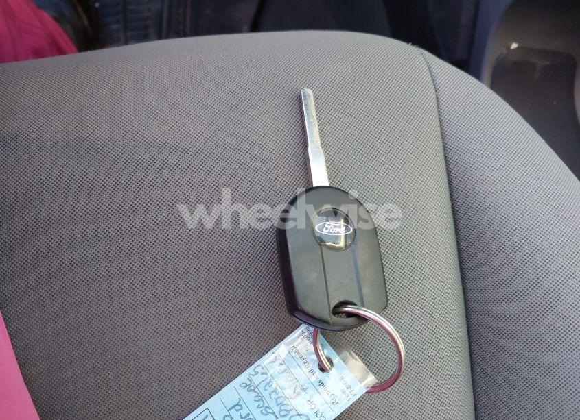 Photo 11 of 2015 Ford Escape SE (VIN 1FMCU9GX1FUC17093)