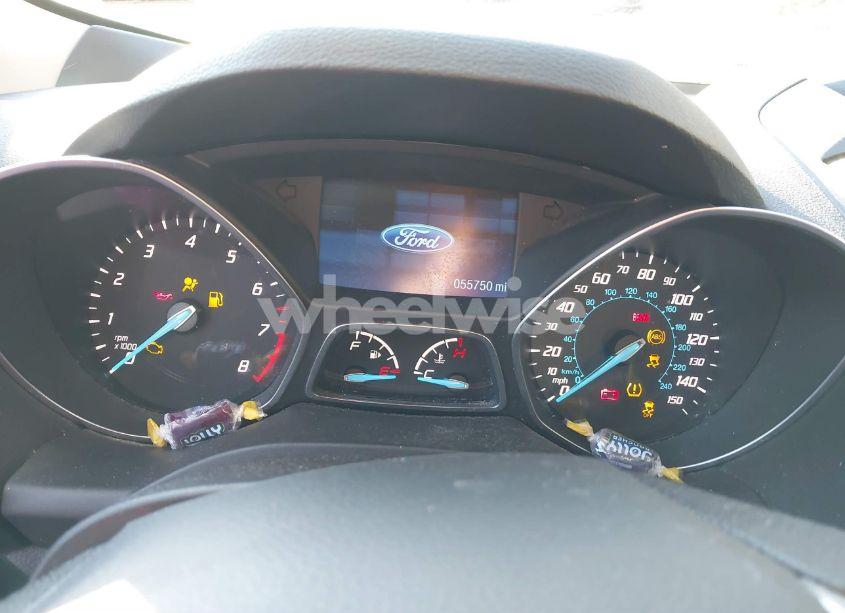 Photo 7 of 2015 Ford Escape SE (VIN 1FMCU9GX1FUC17093)