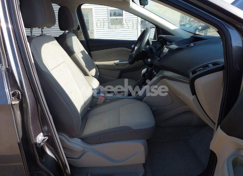 Photo 5 of 2015 Ford Escape SE (VIN 1FMCU9GX1FUC19376)