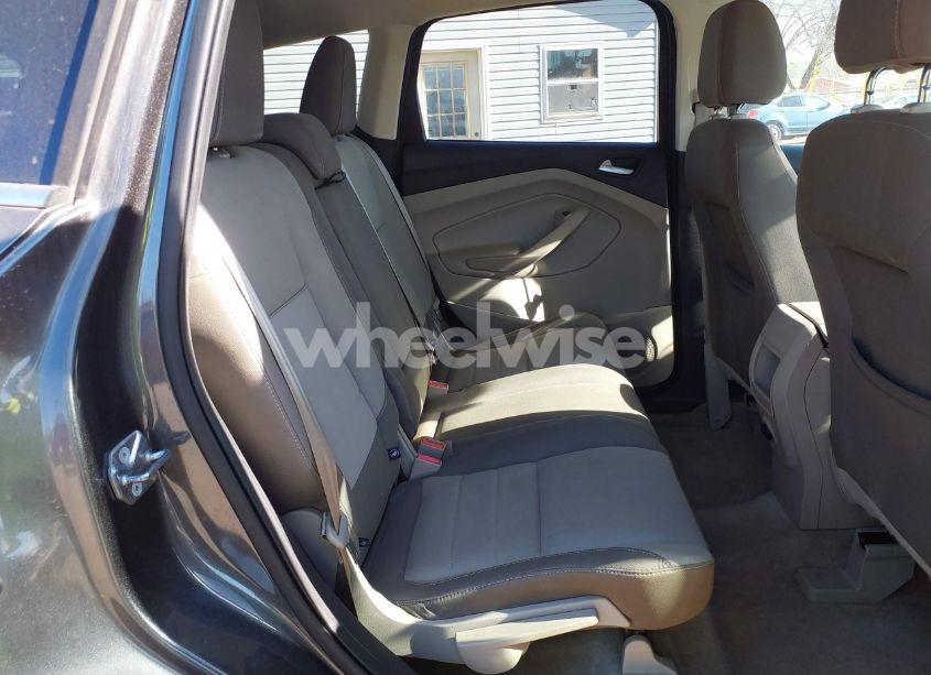 Photo 8 of 2015 Ford Escape SE (VIN 1FMCU9GX1FUC19376)