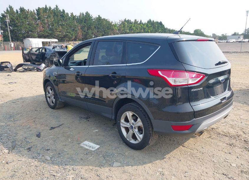 Photo 3 of 2015 Ford Escape SE (VIN 1FMCU9GX1FUC24111)