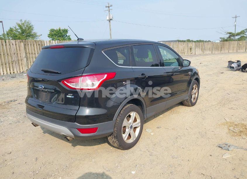 Photo 4 of 2015 Ford Escape SE (VIN 1FMCU9GX1FUC24111)
