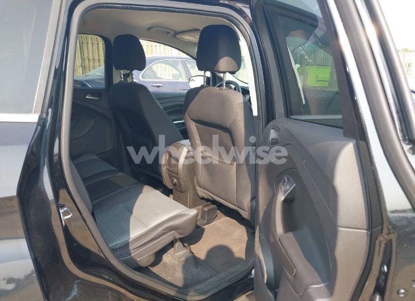 Photo 8 of 2015 Ford Escape SE (VIN 1FMCU9GX1FUC24111)