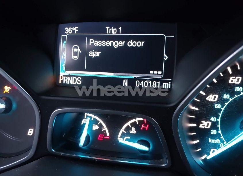 Photo 15 of 2015 Ford Escape SE (VIN 1FMCU9GX1FUC27252)