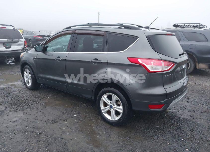 Photo 3 of 2015 Ford Escape SE (VIN 1FMCU9GX1FUC27252)