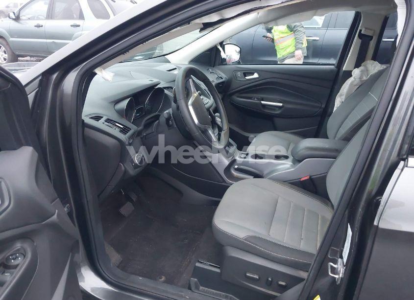 Photo 5 of 2015 Ford Escape SE (VIN 1FMCU9GX1FUC27252)