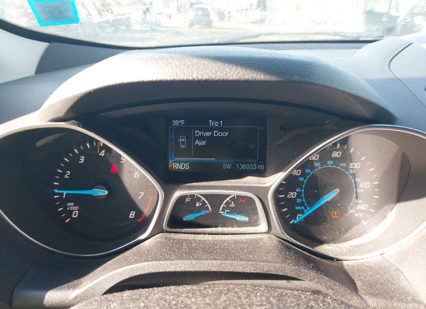 Photo 7 of 2016 Ford Escape SE (VIN 1FMCU9GX1GUA85700)