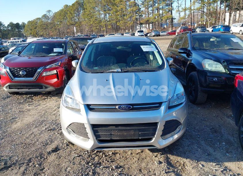 Photo 12 of 2016 Ford Escape SE (VIN 1FMCU9GX1GUB00289)