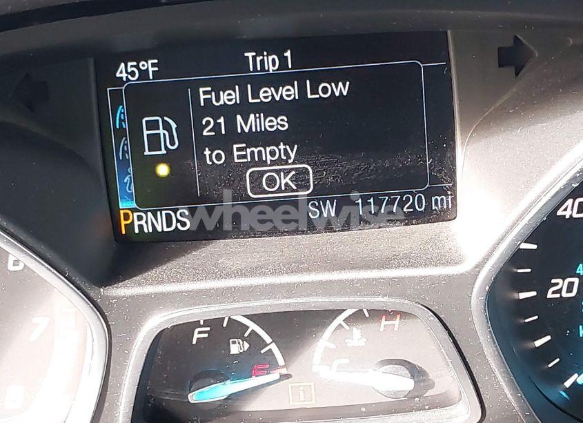 Photo 15 of 2016 Ford Escape SE (VIN 1FMCU9GX1GUB00289)