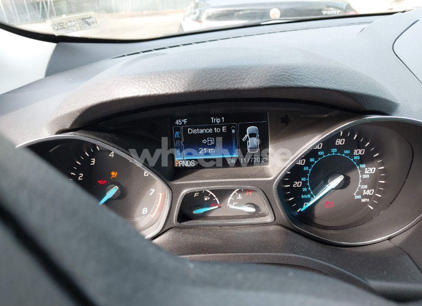 Photo 7 of 2016 Ford Escape SE (VIN 1FMCU9GX1GUB00289)