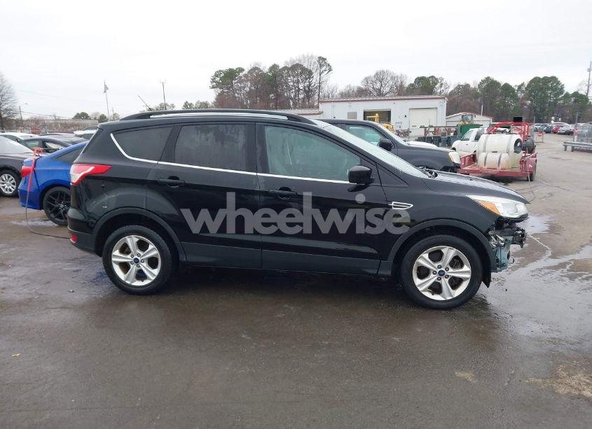Photo 14 of 2016 Ford Escape SE (VIN 1FMCU9GX1GUB10014)