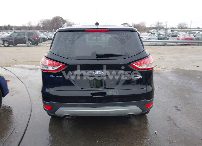 Photo 17 of 2016 Ford Escape SE (VIN 1FMCU9GX1GUB10014)