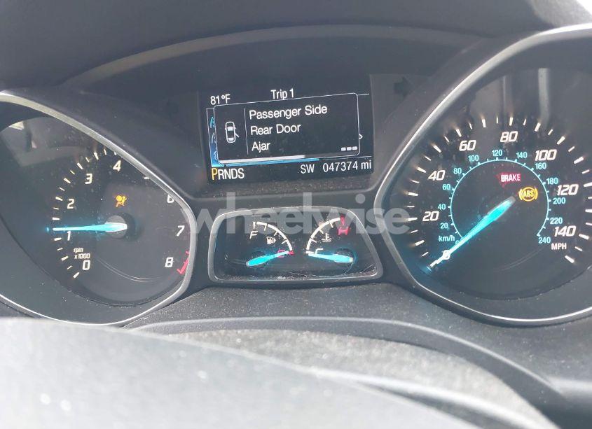 Photo 7 of 2016 Ford Escape SE (VIN 1FMCU9GX1GUB12703)