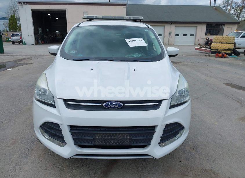 Photo 12 of 2016 Ford Escape SE (VIN 1FMCU9GX1GUB16654)