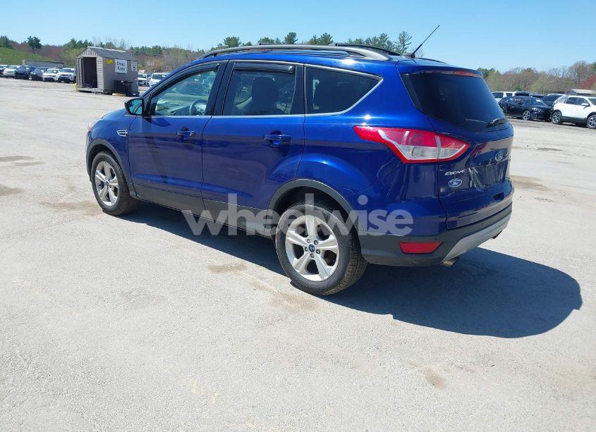 Photo 3 of 2016 Ford Escape SE (VIN 1FMCU9GX1GUB28870)